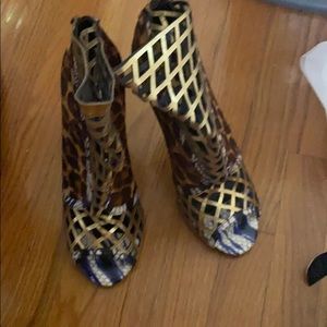Lust for life. Leopard bootie